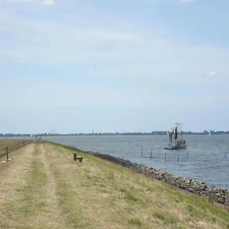 Hébergement de vacances With Garden, 19 Km From Hoorn