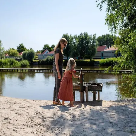 With Garden, 19 Km From Hoorn אנדייק